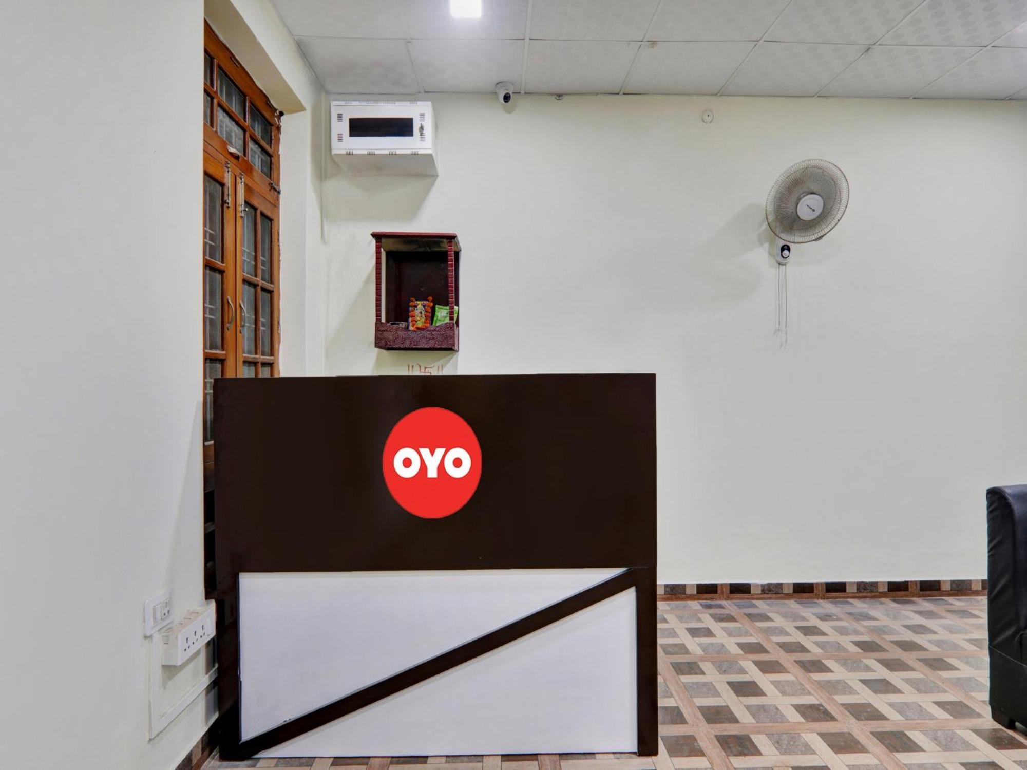 Hotel O Aradhya Galaxy Bhauli Εξωτερικό φωτογραφία