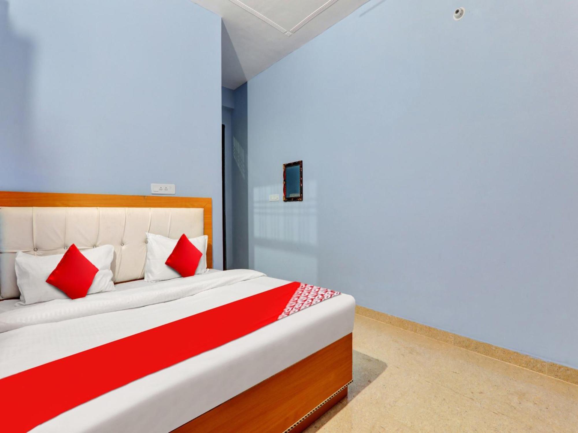 Hotel O Aradhya Galaxy Bhauli Εξωτερικό φωτογραφία